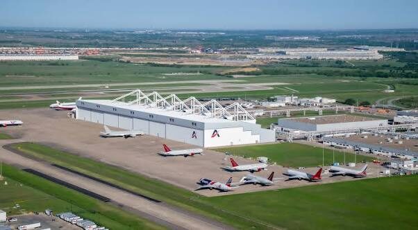 Commercial freight forwarding and aerospace component crating services in the AllianceTexas corridor, Fort Worth, TX.